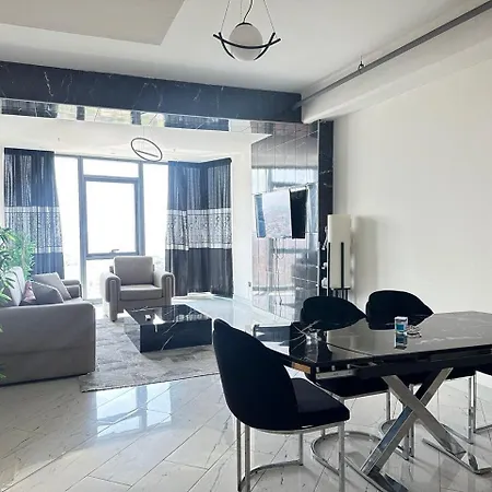 Luxury With Gym Pool High Floor