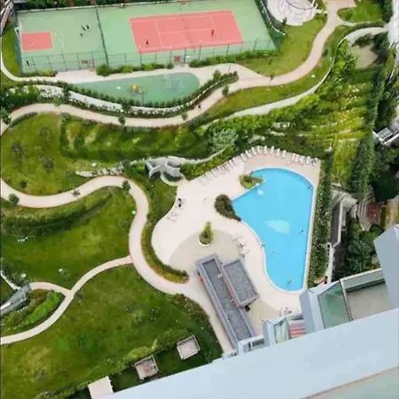 Апартаменты Luxury With Gym Pool High Floor